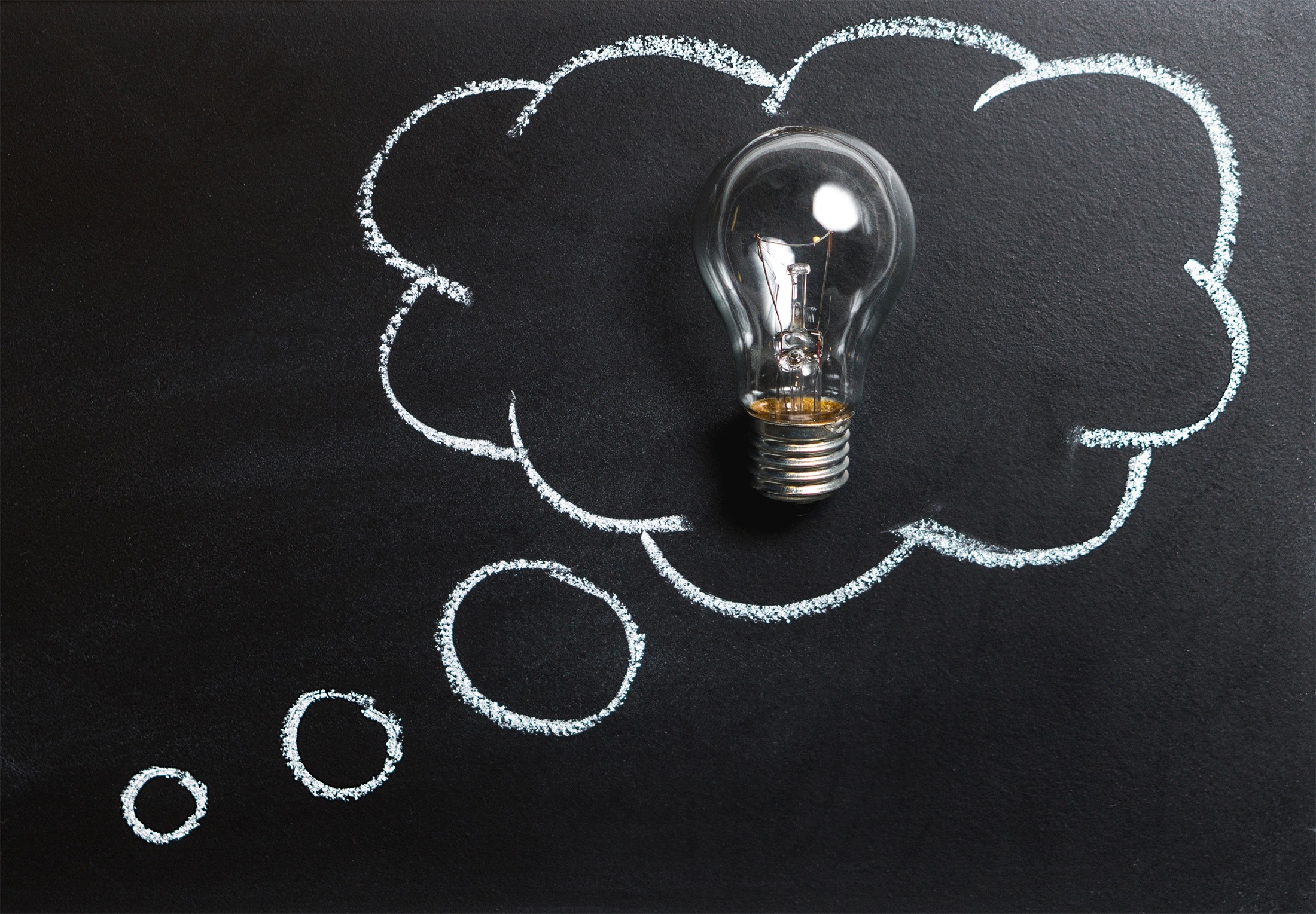 PEXELS-PIXABAY-355952-LIGHTBULB